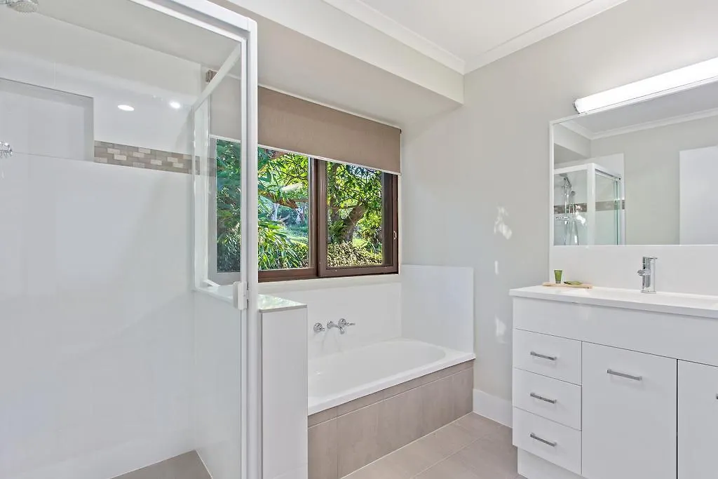 Polehouse Lodge Flaxton 0*, Mapleton Australia